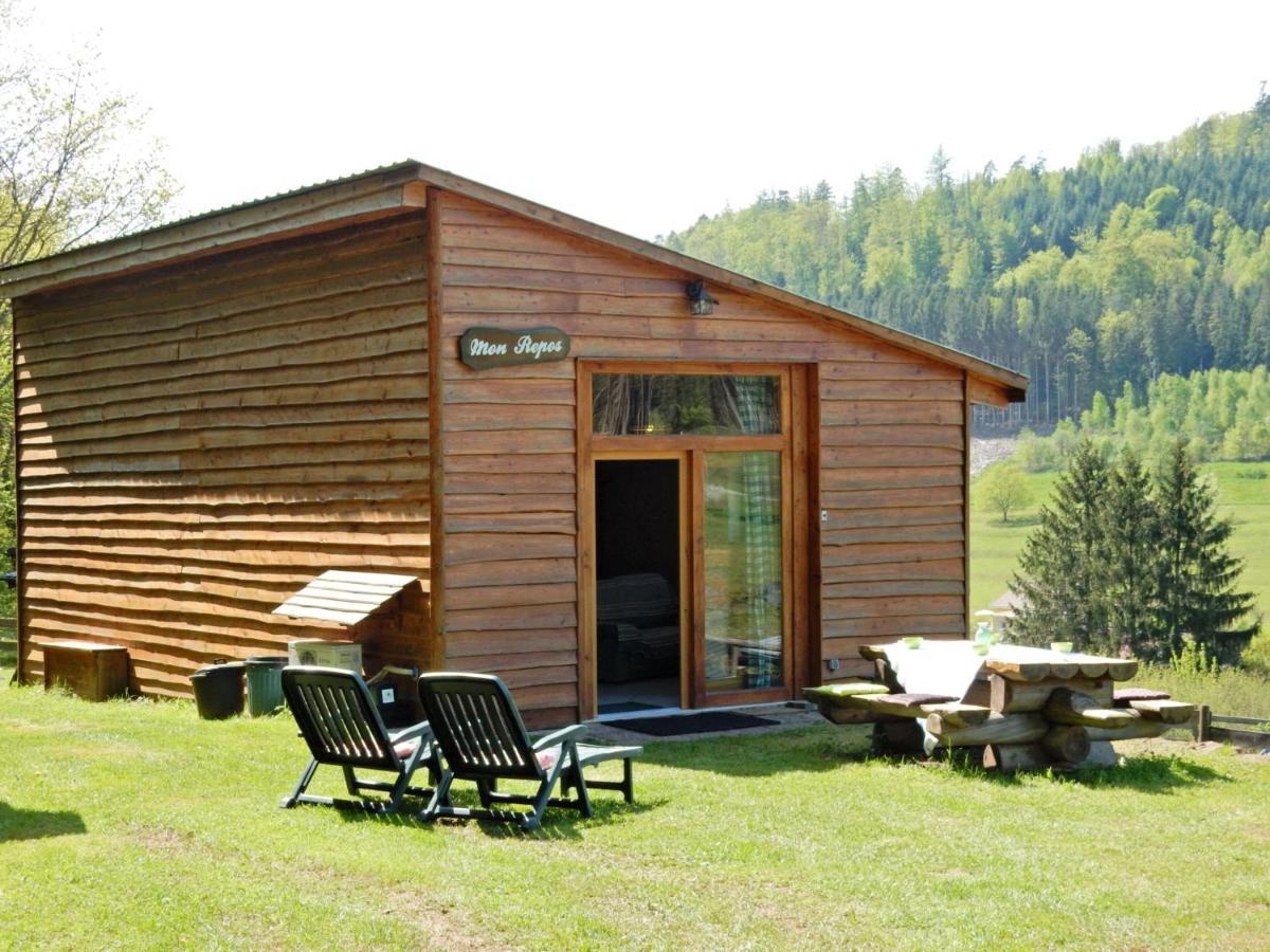 Cosy Holiday Home With Garden In Walscheid Exterior photo